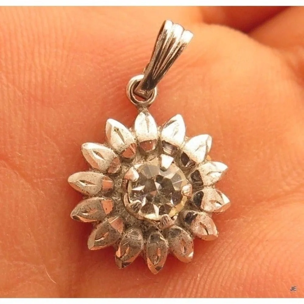 STERLING SILVER SUNFLOWER PENDANT CUBIC ZIRCONIA‎ SUNBURST CHARM 925 FLORAL